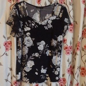 Cute blouse